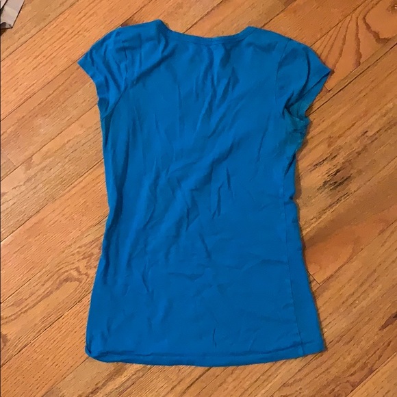 Bright blue t shirt - Picture 2 of 3